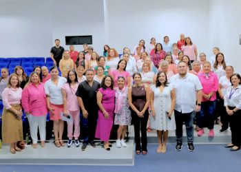 CONFERENCIA “EL PODER DE SENTIRSE VIVA” FORTALECE EL BIENESTAR EMOCIONAL DE MUJERES CON CÁNCER DE MAMA
