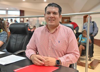 MODIFICAN MODALIDAD DEL PARLAMENTO JUVENIL SUDCALIFORNIANO