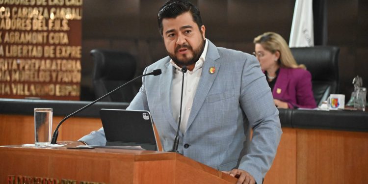 EXHORTAN A LOS AYUNTAMIENTOS A INSTITUIR LOS CONSEJOS MUNICIPALES DE TRANSPORTE DE BCS