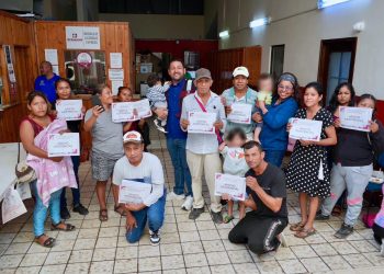 DIRECCIÓN MUNICIPAL DE ATENCIÓN CIUDADANA RESPALDA ECONÓMICAMENTE A FAMILIAS VULNERABLES EN CABO SAN LUCAS