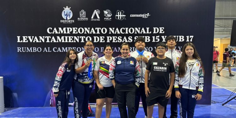 ATLETAS DE LOS CABOS CONQUISTAN 15 MEDALLAS EN EL CAMPEONATO NACIONAL DE LEVANTAMIENTO DE PESAS SUB 15 Y SUB 17