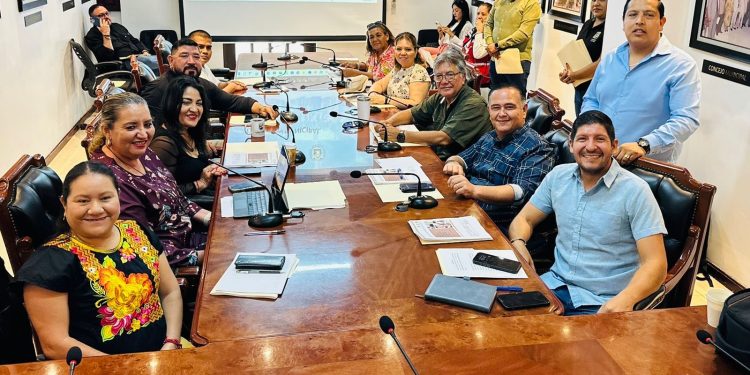 CORONAN A MARCELA I COMO REYNA DE LAS FIESTAS TRADICIONALES EL CAMPAMENTO 2025