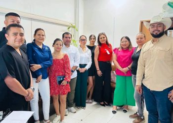 AYUNTAMIENTO DE LOS CABOS IMPULSA ACTIVIDADES DE PREVENCIÓN CONTRA EL CÁNCER DE MAMA : MES ROSA