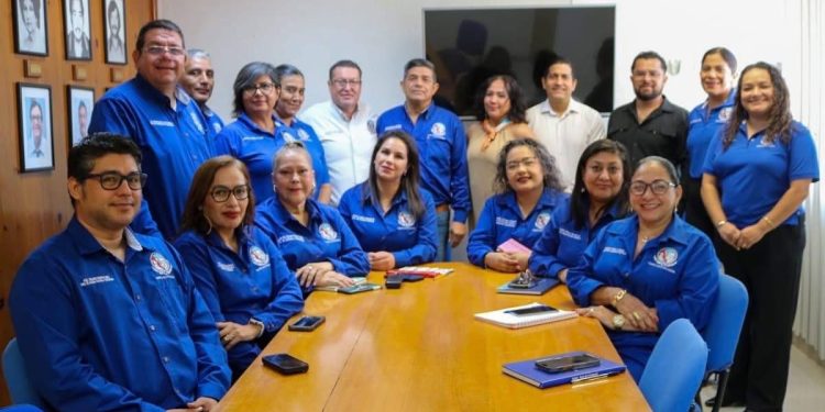 UABCS Y SINDICATO DE BURÓCRATAS EXPLORAN LAZOS INTERINSTITUCIONALES EN FAVOR DE LA BASE TRABAJADORA