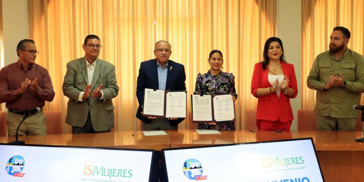 UABCS E ISMUJERES FIRMAN CONVENIO DE COLABORACIÓN ESPECÍFICO