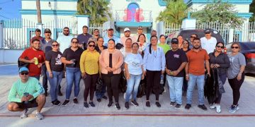REALIZAN LABORES DE LIMPIEZA EN LA DELEGACIÓN MUNICIPAL DE MIRAFLORES