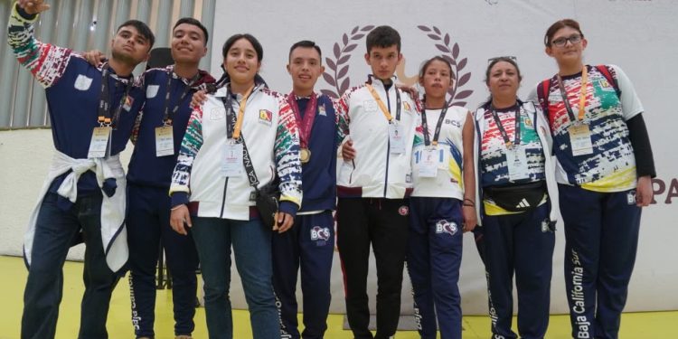 DELEGACIÓN DE BCS GANA 15 MEDALLAS EN PARALIMPIADA NACIONAL 2025