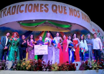 REALIZAN PRIMERA ENTREGA DEL PROGRAMA “ TARJETA JOVEN “ EN CABO SAN LUCAS