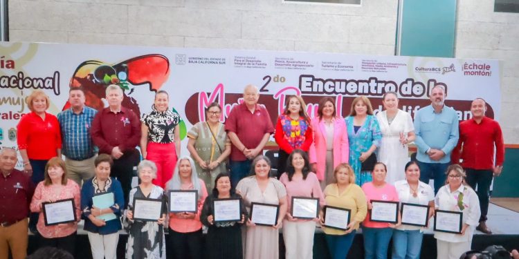 ALCALDESA EDITH AGUILAR PARTICIPA EN EL SEGUNDO ENCUENTRO DE LA MUJER RURAL SUDCALIFORNIANA