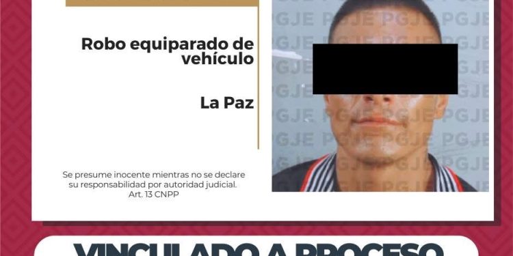 QUEDA VINCULADO A PROCESO POR ROBO   EQUIPARADO DE VEHÍCULO EN LA PAZ