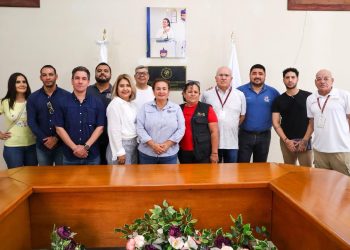 CELINA RAMÍREZ CELEBRA LA INSTALACIÓN DEL MÓDULO ITINERANTE DE ATENCIÓN DEL ISSSTE EN MULEGÉ