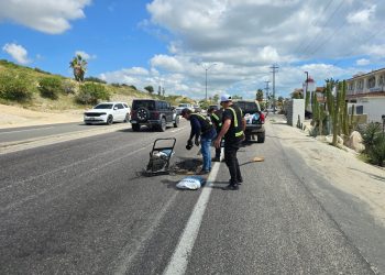 AYUNTAMIENTO DE LOS CABOS IMPLEMENTA BACHEO PARA MEJORAMIENTO DE VIALIDADES EN EL MUNICIPIO