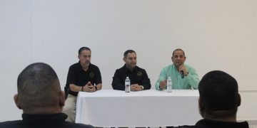 PRESENTA PROCURADOR AL NUEVO DIRECTOR DE LA AGENCIA ESTATAL DE INVESTIGACIÓN CRIMINAL