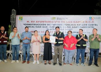 AUTORIDADES MUNICIPALES DAN BANDERAZO DE INICIO A TRES IMPORTANTES OBRAS EN LOS CABOS