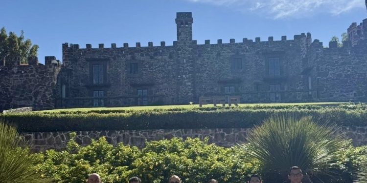 AGENTES DE INVESTIGACIÓN DE LA PGJE SE ACREDITAN COMO INSTRUCTORES EN COMPETENCIAS BÁSICAS DE LA FUNCIÓN POLICIAL