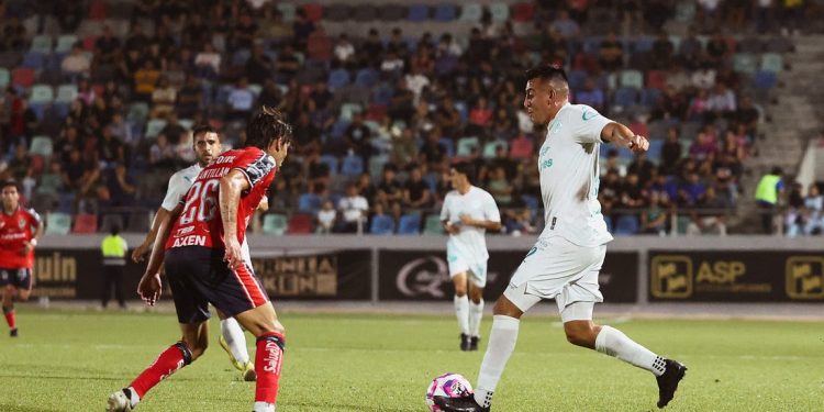 CLUB ATLÉTICO LA PAZ EMPATÓ 2-2 CONTRA EL CLUB DEPORTIVO IRAPUATO