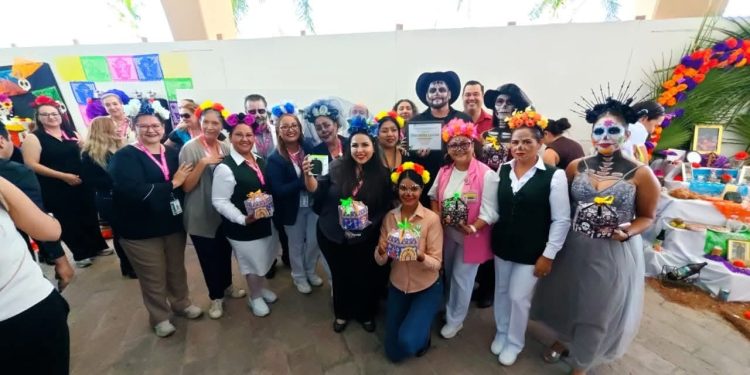 REALIZA IMSS BAJA CALIFORNIA SUR CONCURSO DE ALTARES EN EL MARCO DEL DÍA DE MUERTOS