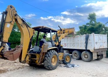 REALIZAN SEGUNDA JORNADA DE LIMPIEZA EN LA COMUNIDAD DE SANTA CATARINA