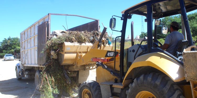 AUTORIDADES MUNICIPALES REVISAN LOS AVANCES EN LA ACTUALIZACIÓN DEL SISTEMA CATASTRAL   