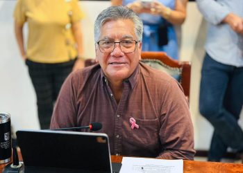 VISITA ALCALDE CHRISTIAN AGÚNDEZ   ESCUELA COMUNITARIA CONAFE EN ALTOS DE MIRANDA