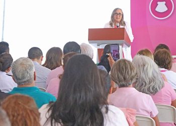 LA PAZ SE POSICIONA COMO LÍDER INTERNACIONAL EN BUCEO CON TRAJE SOSTENIBLE “XENOS”