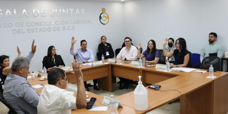 REALIZAN LA SEGUNDA SESIÓN DE LA JUNTA DE GOBIERNO DEL CENTRO DE CONCILIACIÓN LABORAL