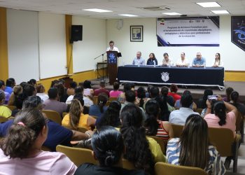 MÁS DE MIL 800 DOCENTES SE CAPACITAN EN CURSOS FORMATIVOS DE LA BENU