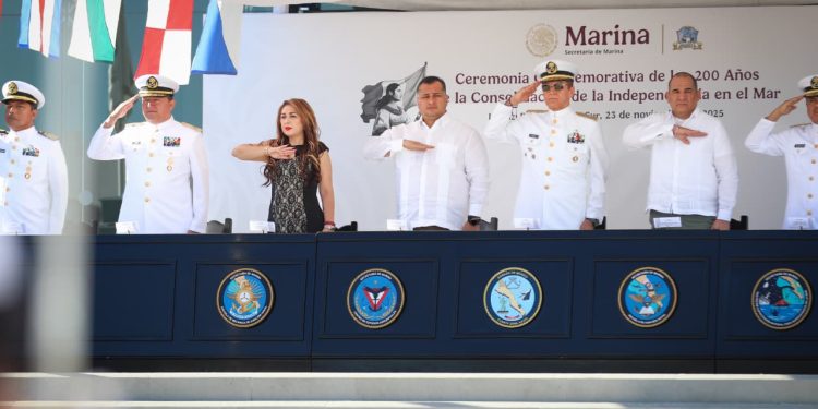 FIRMAN ICATEBCS Y CEB 8/2 CONVENIO DE COLABORACIÓN EN BENEFICIO DE LA COMUNIDAD ESTUDIANTIL