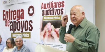 ENCABEZA VÍCTOR CASTRO JORNADA DE ENTREGA DE AUXILIARES AUDITIVOS PARA PERSONAS EN SITUACIÓN VULNERABLE