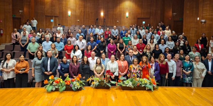 RECONOCEN A JUEZ GANADOR DEL CONCURSO DE SENTENCIAS CON PERSPECTIVA DE NIÑEZ Y ADOLESCENCIA