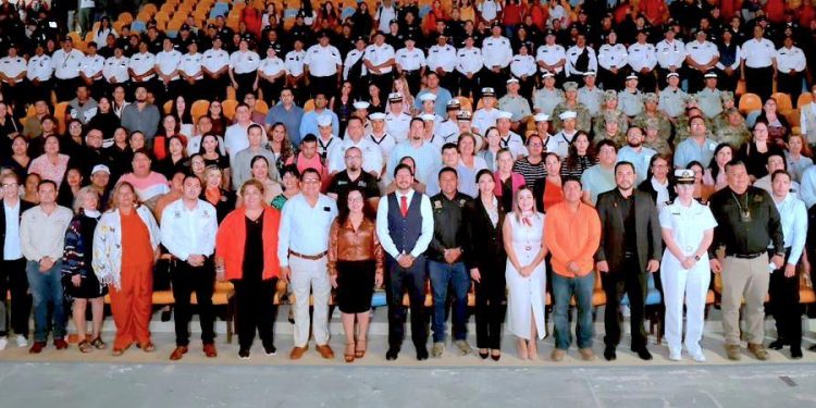 “QUE LAS MUJERES VIVAN LIBRES Y SEGURAS, ESA ES LA POSTURA DE LA XV ADMINISTRACIÓN Y DEBERÍA DE SER UN VALOR GENERAL EN LA SOCIEDAD”: ALCALDE CHRISTIAN AGÚNDEZ