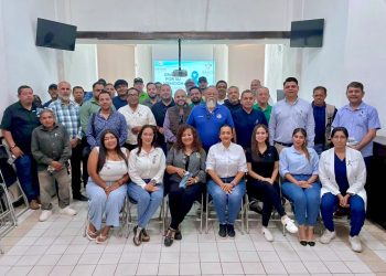 ALCALDE CHRISTIAN AGÚNDEZ RECONOCE EL TALENTO DE PUGILÍSTAS LOCALES