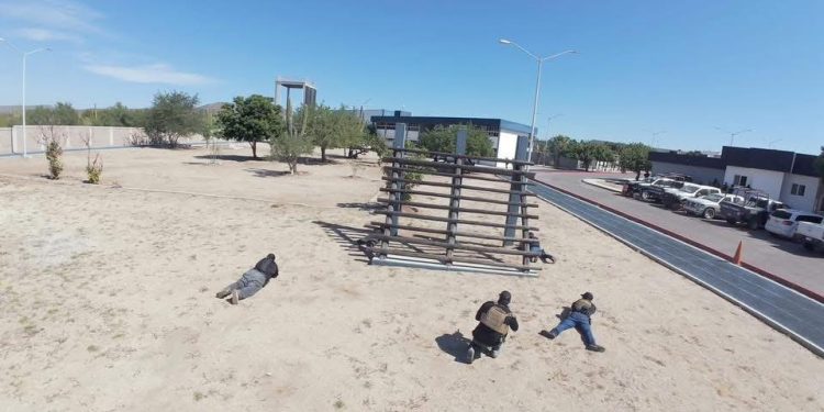 FORTALECE PGJE CAPACIDADES OPERATIVAS DE 50 AGENTES DE INVESTIGACIÓN CON CURSO TIRO TÁCTICO