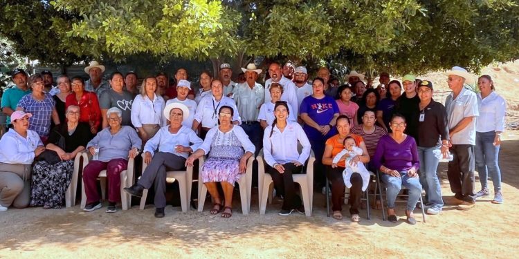 DIF LOS CABOS ACERCA APOYOS A LAS FAMILIAS DE LA ZONA RURAL DE CSL