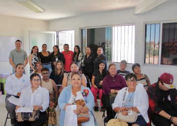 ATIENDE AYUNTAMIENTO DE LOS CABOS A FAMILIAS AFECTADAS POR INCENDIO EN LA COLONIA LAGUNITAS