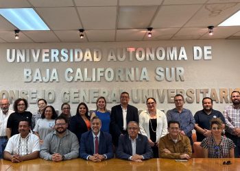 FIRMAN ISSSTE BAJA CALIFORNIA SUR Y UABCS CONVENIO PARA IMPULSAR PRÁCTICAS ACADÉMICAS