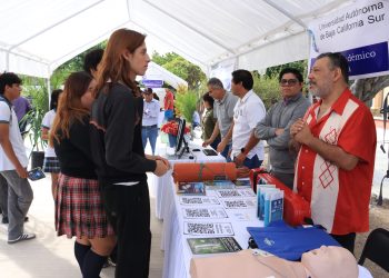 PRESIDE GOBERNADOR VCC CEREMONIA Y DESFILE CÍVICO-DEPORTIVO POR EL CXV ANIVERSARIO DE LA REVOLUCIÓN MEXICANA