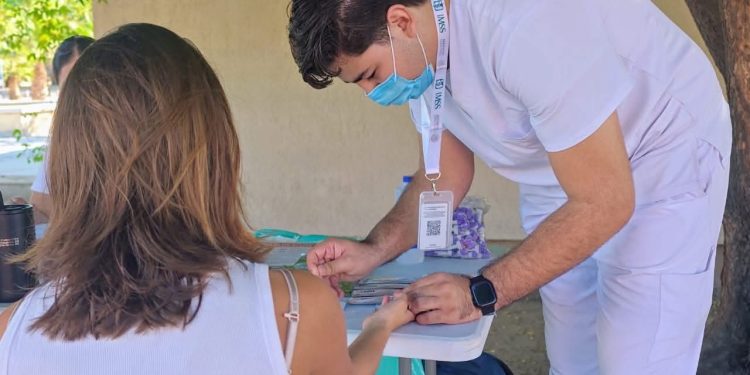DESARROLLO IMSS BAJA CALIFORNIA SUR Y UABCS JORNADA DE SALUD PÚBLICA PARA PREVENIR ENFERMEDADES DE TRASMISIÓN SEXUAL