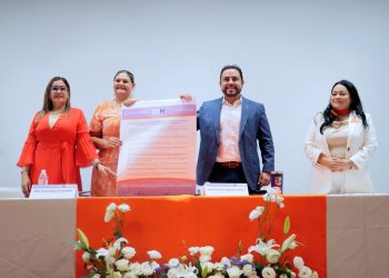 CAPACITAN A BOMBEROS DE SAN JOSÉ DEL CABO EN USO Y OPERACIÓN DE VEHÍCULOS DE EMERGENCIA