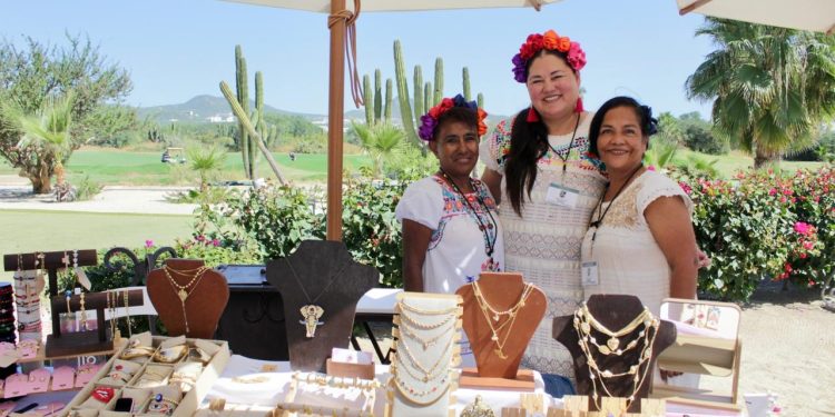 INVITAN A SUMARSE A LA CAMPAÑA DE DONACIÓN DE JUGUETES 2025 EN CABO SAN LUCAS