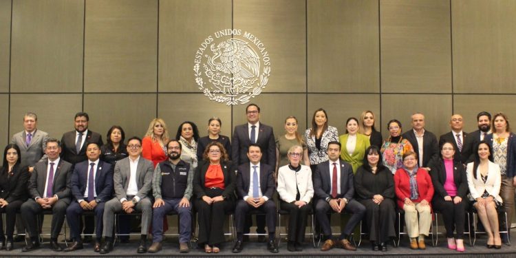 PARA ELEVAR LA CALIDAD DE ATENCIÓN A VÍCTIMAS PARTICIPA PGJE EN EL 3er ENCUENTRO NACIONAL DE ACTUALIZACIÓN