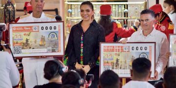 LOTERÍA NACIONAL REALIZA SORTEO EN TERRITORIO VERACRUZANO PARA HONRAR 200 AÑOS DE LA CONSOLIDACIÓN DE LA INDEPENDENCIA EN EL MAR   