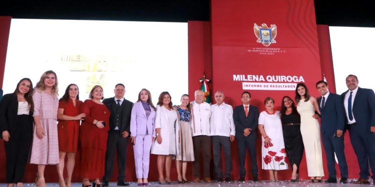 RECONOCE GOBERNADOR VÍCTOR CASTRO PLANEACIÓN, COORDINACIÓN, INVERSIÓN Y TRANSPARENCIA DE ALCALDÍA DE LA PAZ