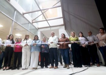 ENTREGA GOBERNADOR VÍCTOR CASTRO PRIMERA  ETAPA DEL CENTRO INTEGRAL DE FINANZAS