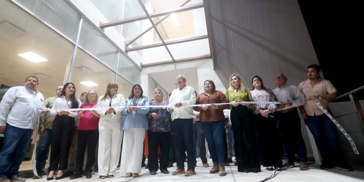 ENTREGA GOBERNADOR VÍCTOR CASTRO PRIMERA  ETAPA DEL CENTRO INTEGRAL DE FINANZAS