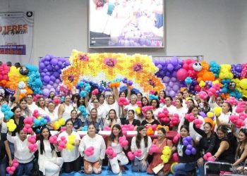 INAUGURA GOBERNADOR VÍCTOR CASTRO LA UNIDAD MÉDICA ALTAMIRA EN CABO SAN LUCAS