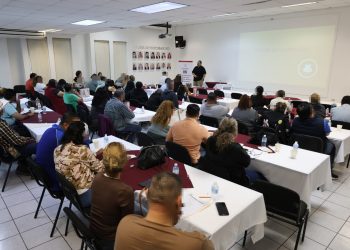 IMPARTE SEDIF CURSO DE INDUCCIÓN A PERSONAS SOLICITANTES DE ADOPCIÓN