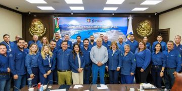 RECONOCE GOBERNADOR VÍCTOR CASTRO RESULTADOS Y EFICIENCIA DE LA API-BCS