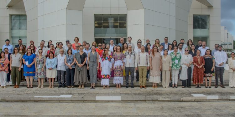 EMILIANO REDUCINDO CONQUISTA TITULO NACIONAL ELITE DE BOX