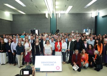 CLAUSURA GOBERNADOR 5° DIPLOMADO DE DEMOCRACIA FAMILIAR ORIENTADO A LA PAZ Y LA CONVIVENCIA
